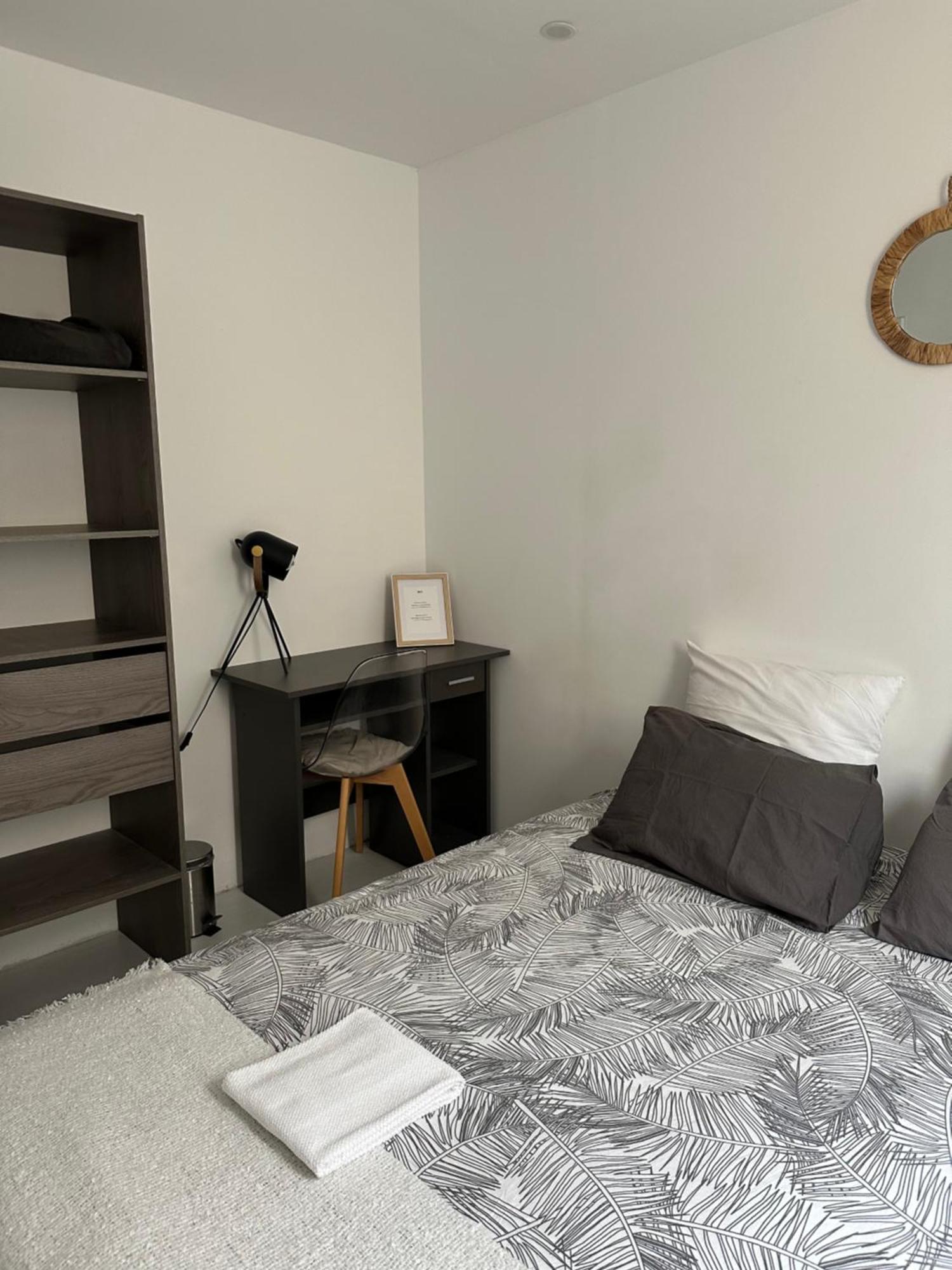 ניס Privat Room In Private Security Residence With Free Parking, 1 Minute From Tramway, 9 Minutes From De Center, Accessible All Transports מראה חיצוני תמונה